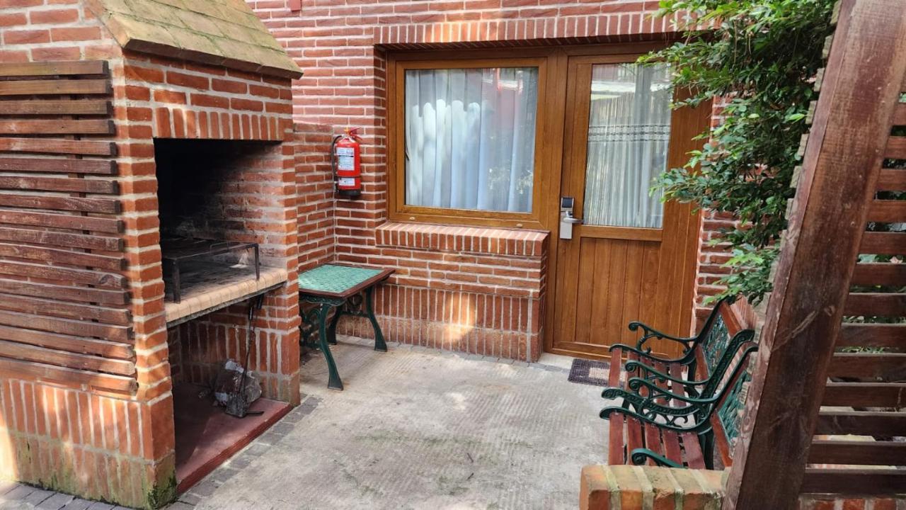 Refugio Del Bosque Villa Carilo Exteriör bild