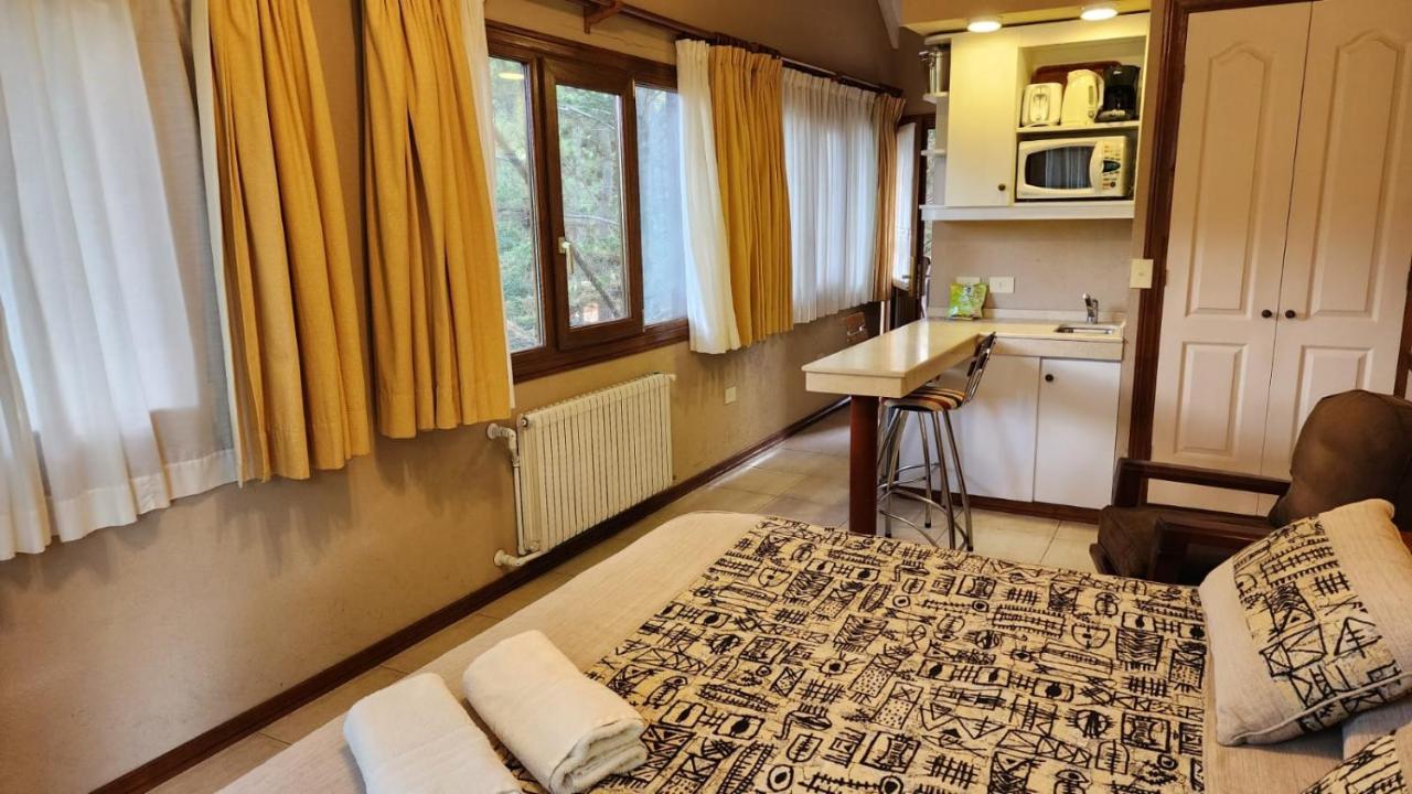 Refugio Del Bosque Villa Carilo Exteriör bild