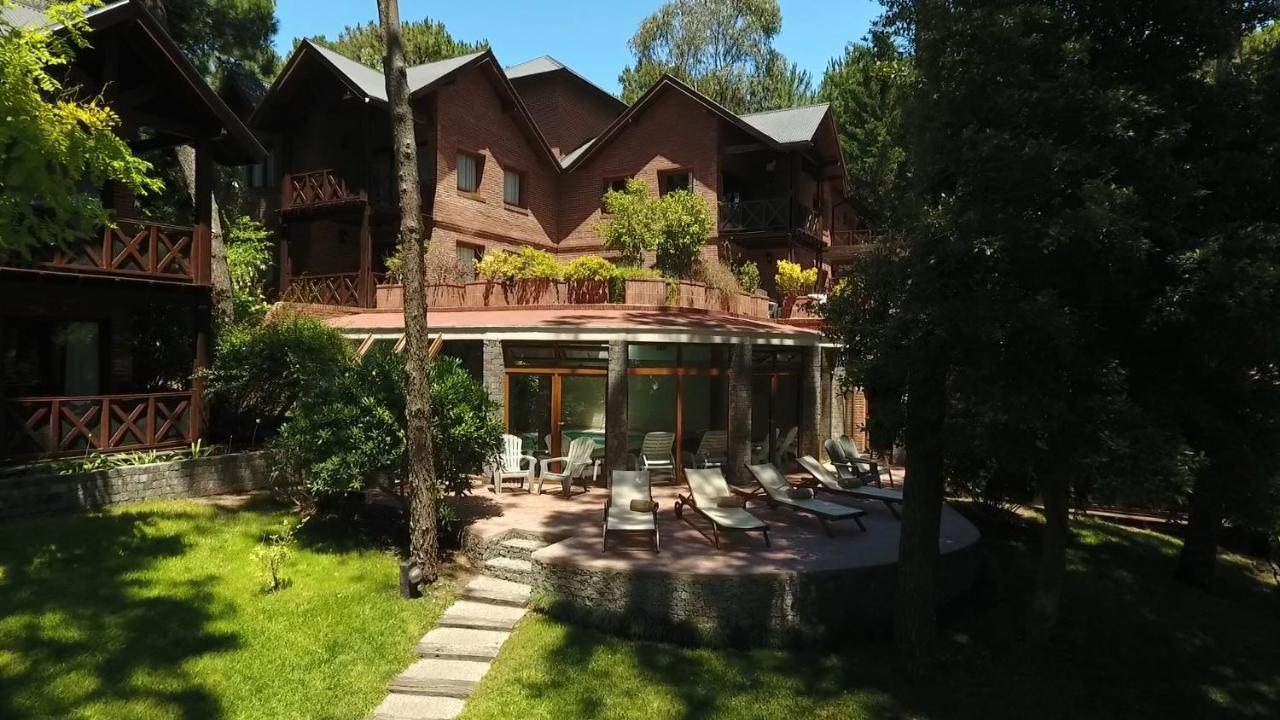 Refugio Del Bosque Villa Carilo Exteriör bild