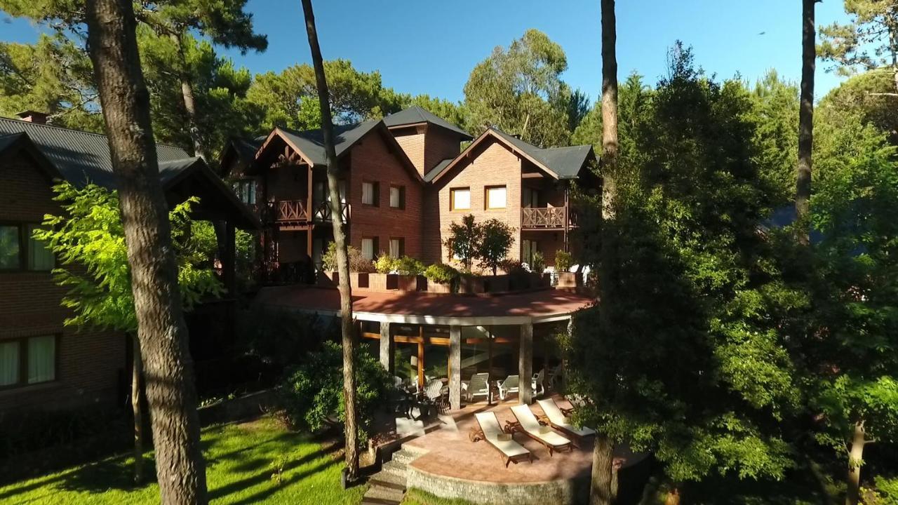 Refugio Del Bosque Villa Carilo Exteriör bild